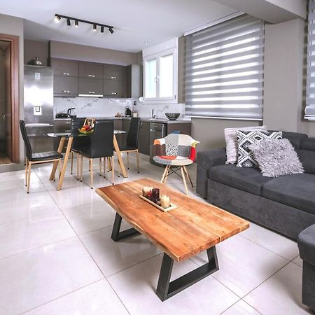 Unique1 - Two Bedroom Private Lux City Apartment Ираклион Экстерьер фото