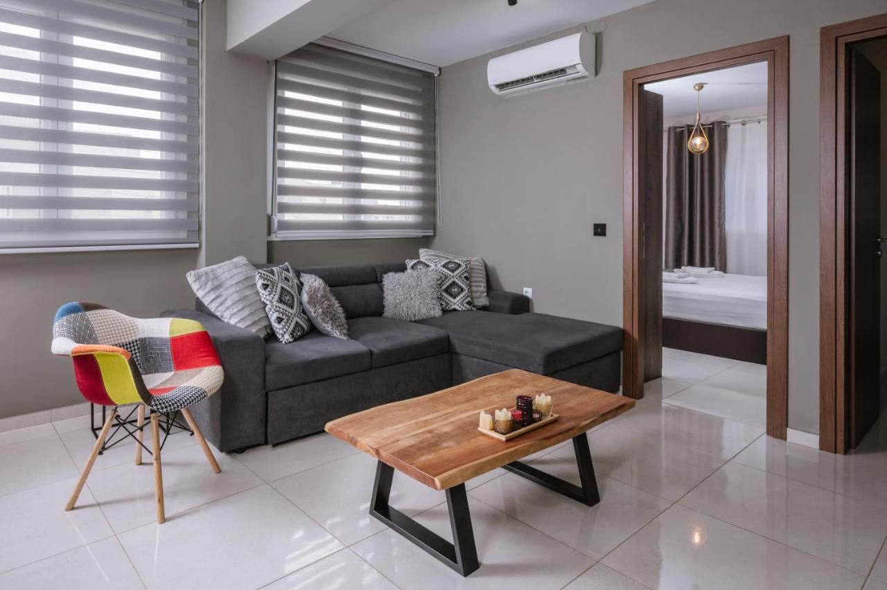 Unique1 - Two Bedroom Private Lux City Apartment Ираклион Экстерьер фото